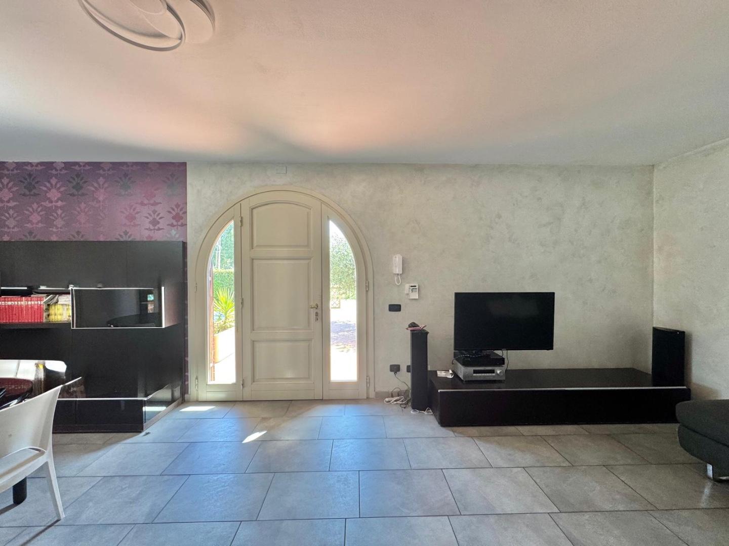 Villa con giardino a Ponsacco