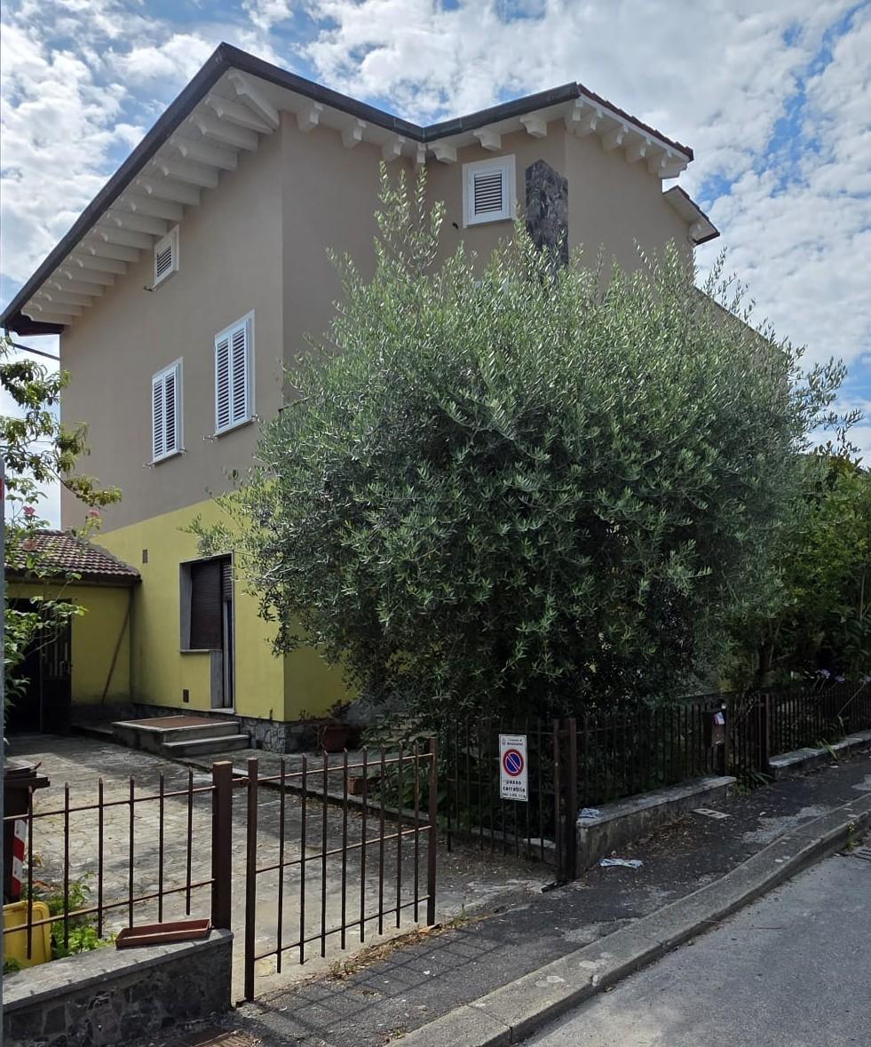 Appartamento con giardino, Buggiano borgo a