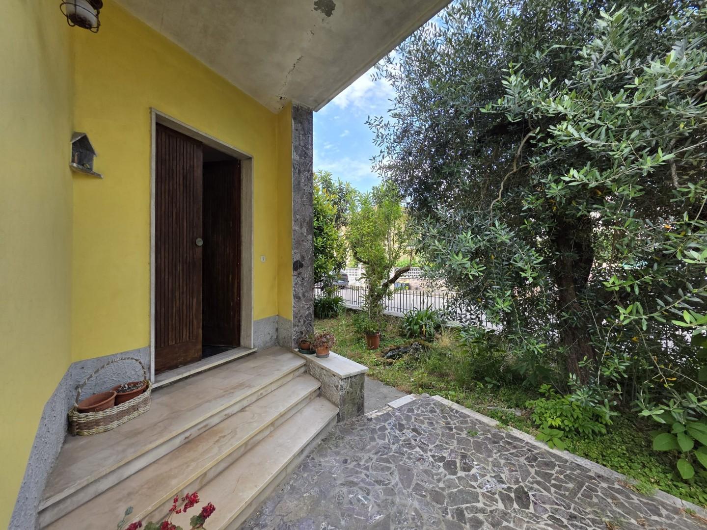Appartamento con giardino, Buggiano borgo a