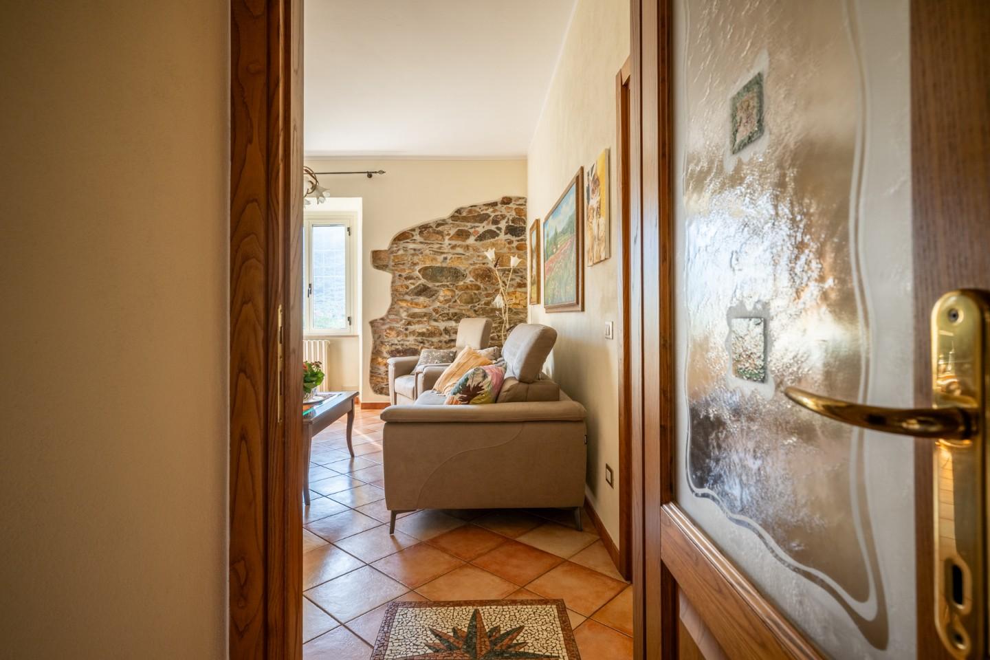 Appartamento con giardino a Calci