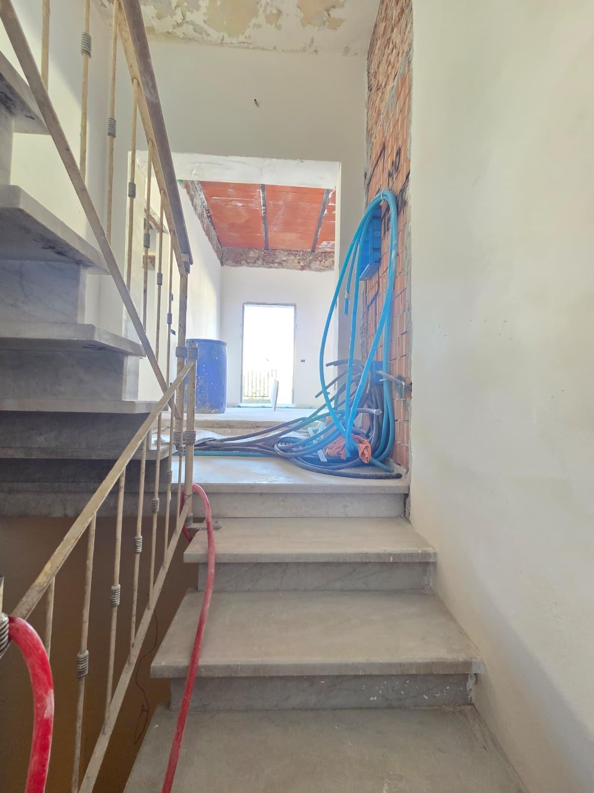 Trilocale ristrutturato a Cascina