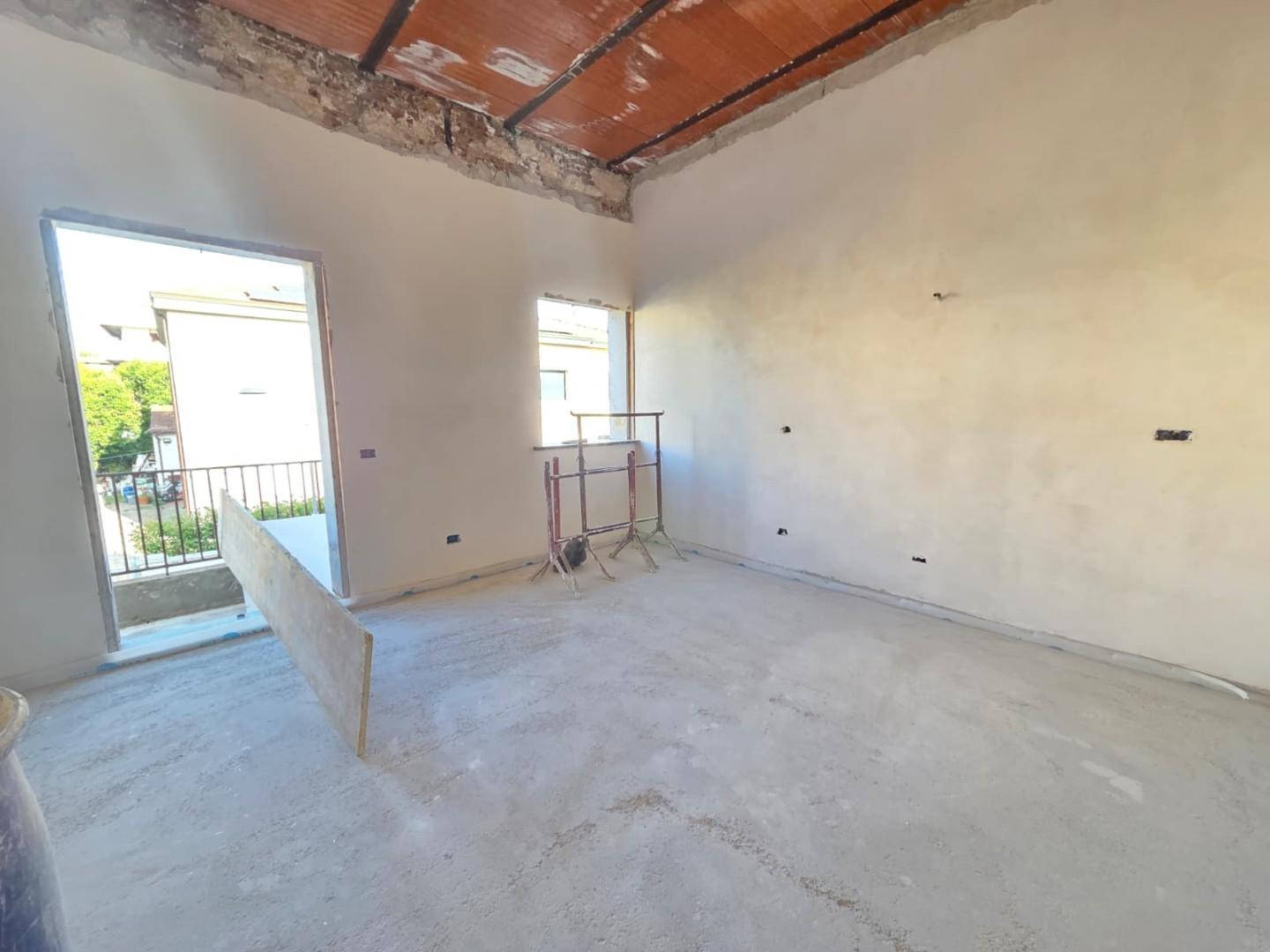 Trilocale ristrutturato a Cascina