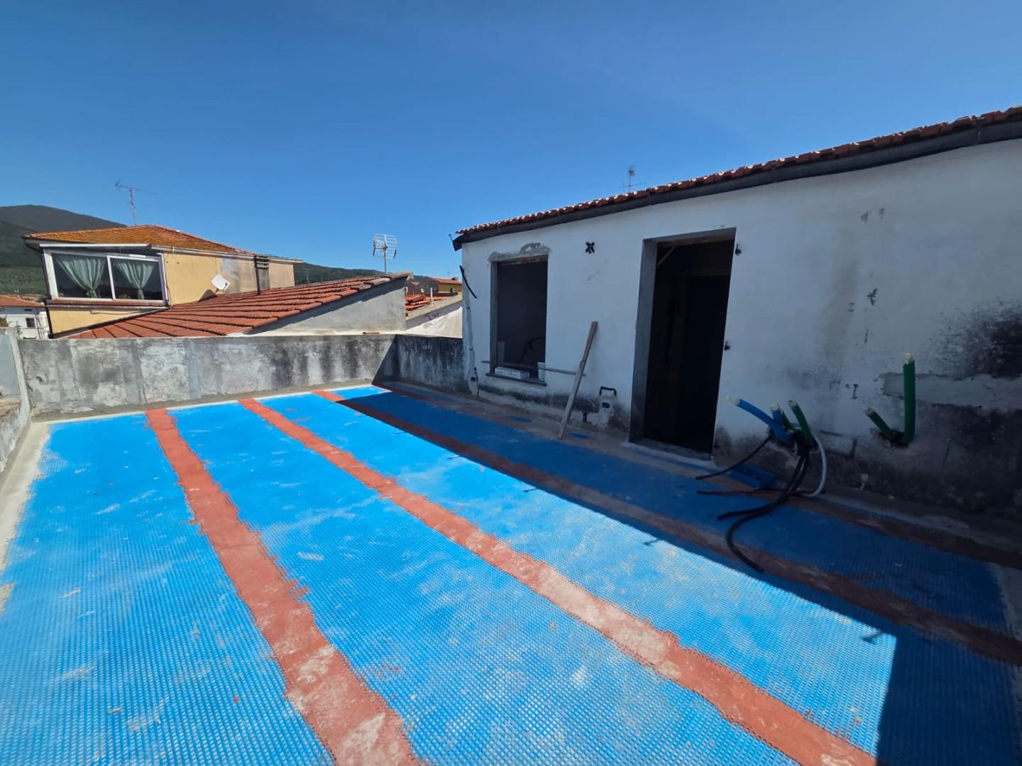 Trilocale ristrutturato a Cascina