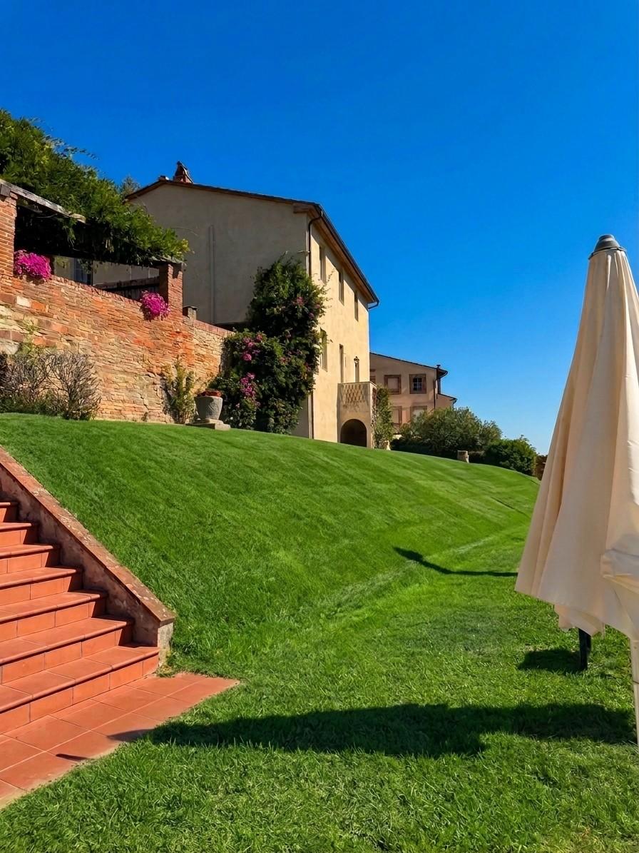 Villa in vendita a Terricciola
