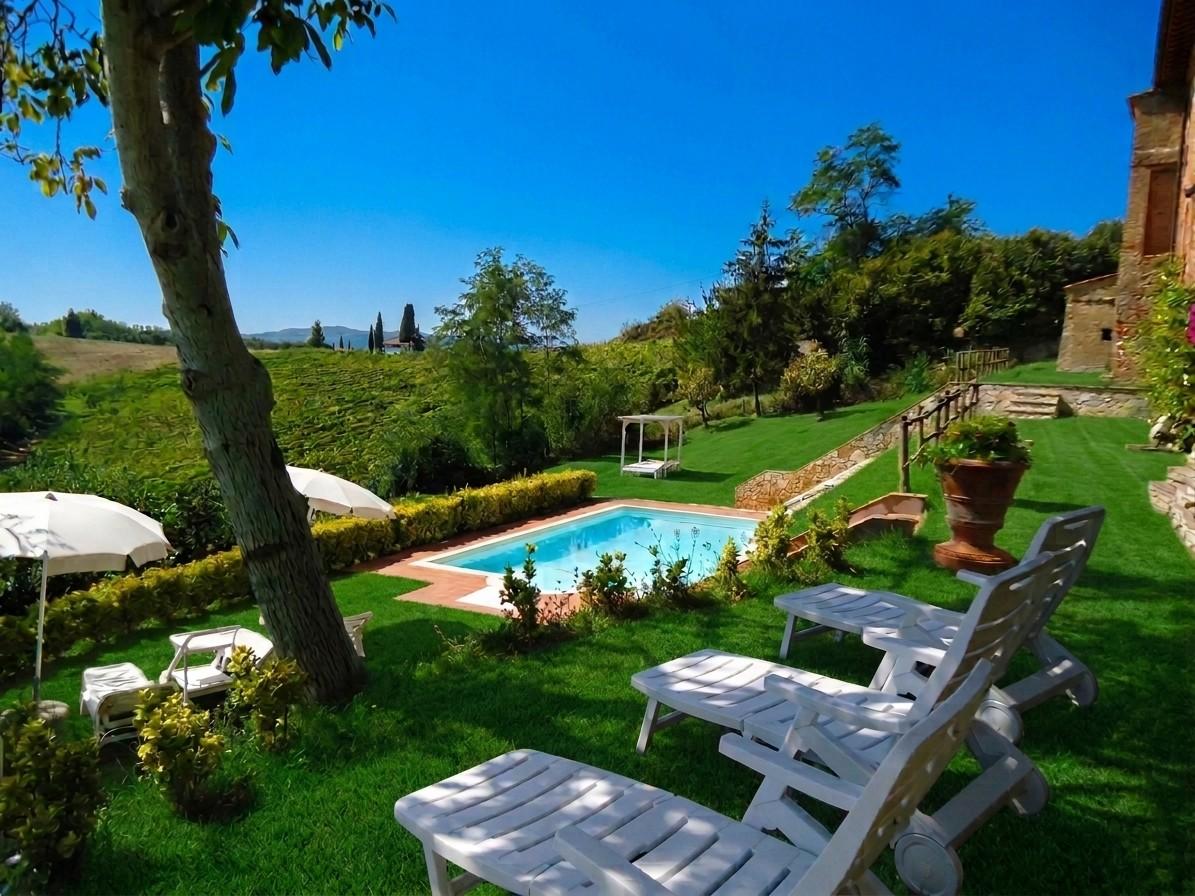 Villa in vendita a Terricciola