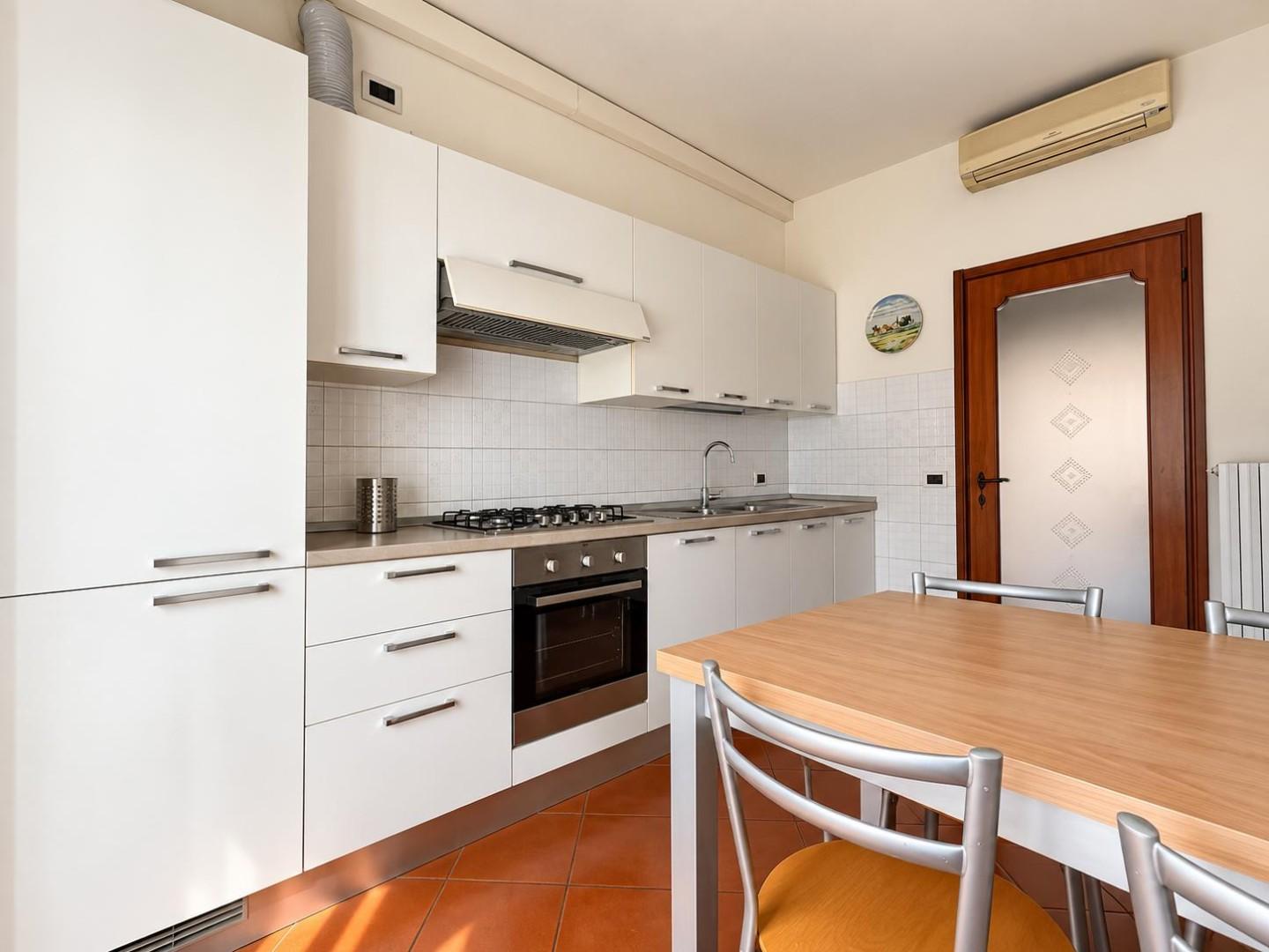Appartamento con terrazzi, Pontedera centro