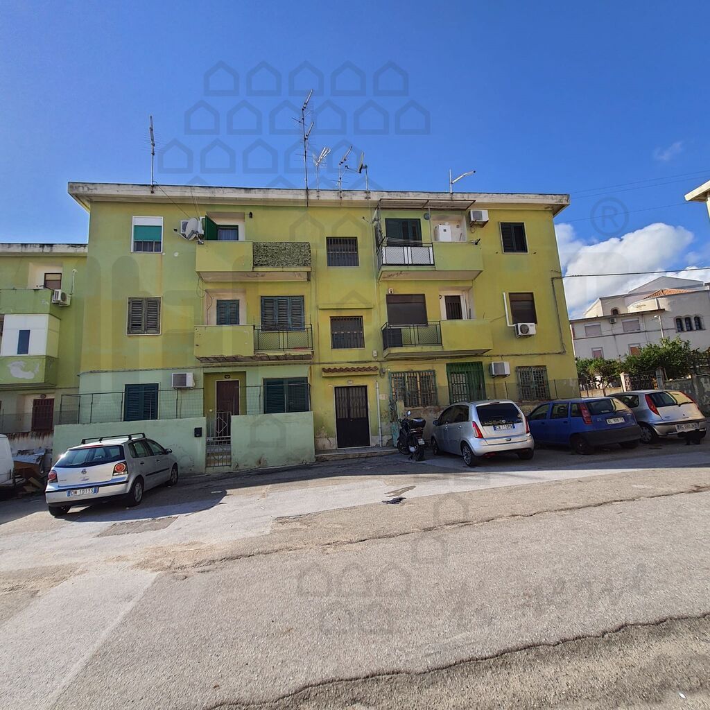 Trilocale in vendita in via 27/a villaggio aldisio, Messina