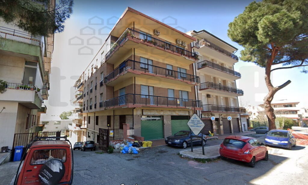 Quadrilocale in vendita in via nazionale, Reggio Calabria