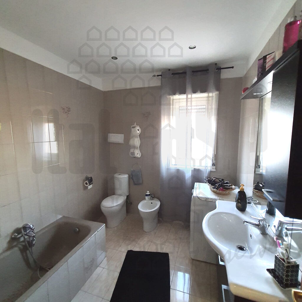 Quadrilocale in vendita in via gaetano alessi, Messina