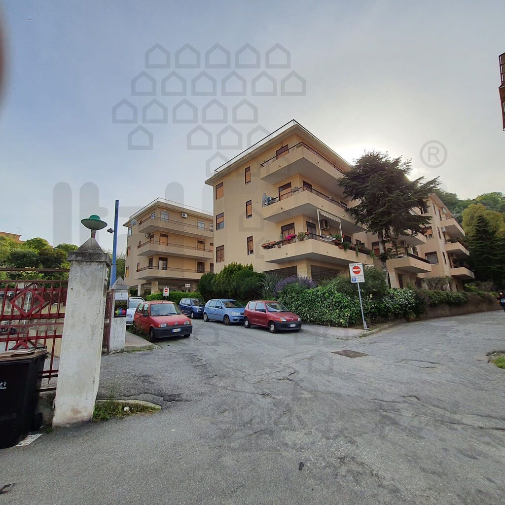 Quadrilocale in vendita in viale annunziata 40 complesso ministeri, Messina