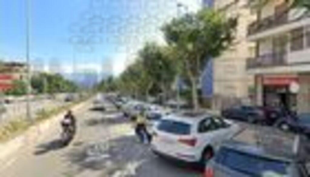 Appartamento con giardino in paradiso, Messina