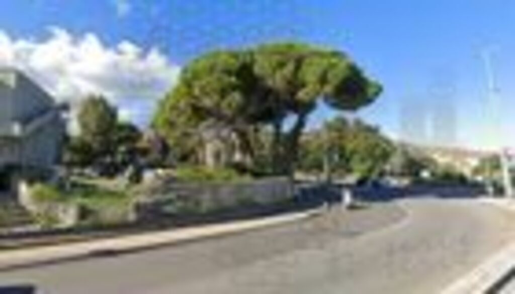 Appartamento con giardino in paradiso, Messina