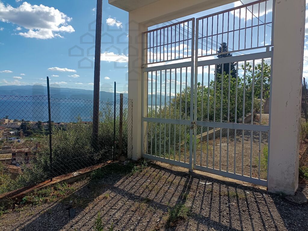 Villa con giardino in via rota 98132 mili san marco, Messina