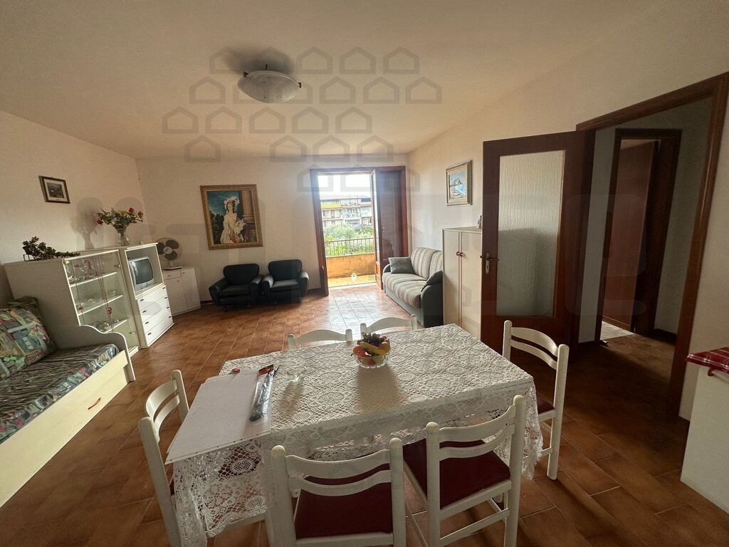 Bilocale arredato in affitto in via gaspare amodeo 96, Oliveri