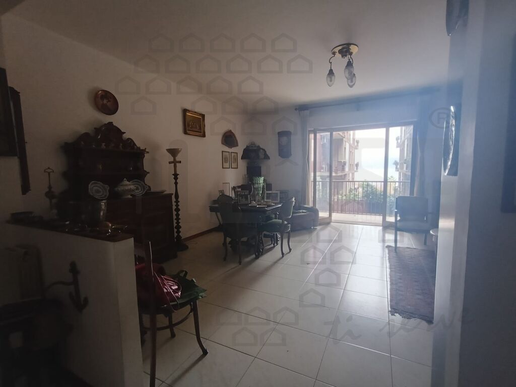 Trilocale con giardino in viale libert�, Messina