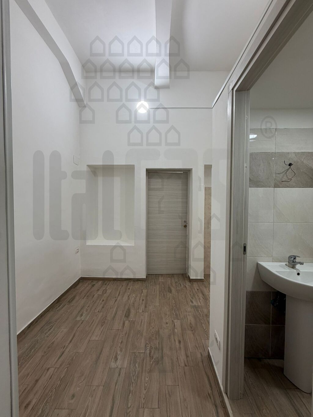 Bilocale in affitto in via conte di torino, Messina