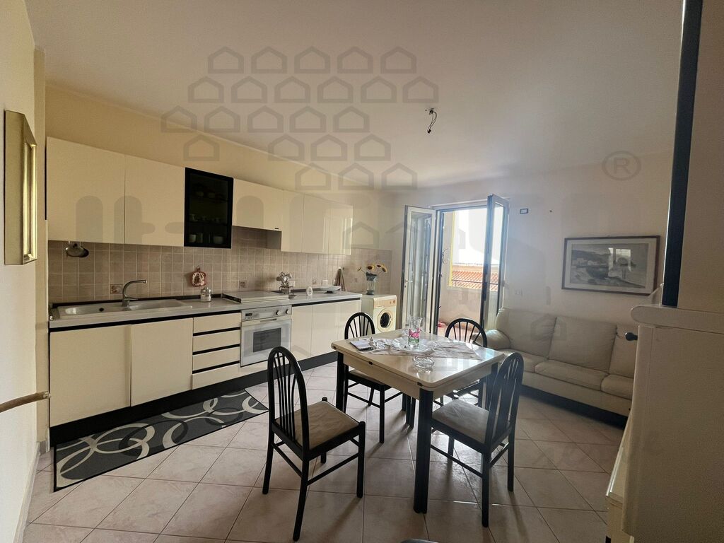 Trilocale in vendita in via stefano sacc�, Villafranca Tirrena