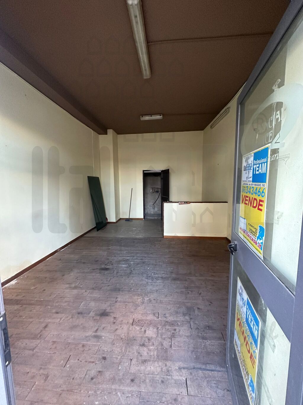 Negozio in vendita in viale della libert�, Messina