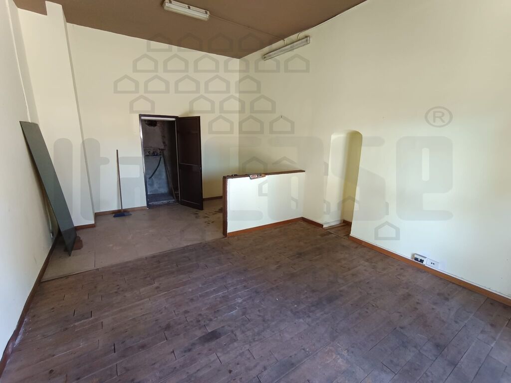 Negozio in vendita in viale della libert�, Messina