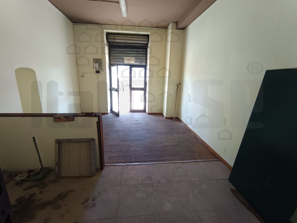 Negozio in vendita in viale della libert�, Messina