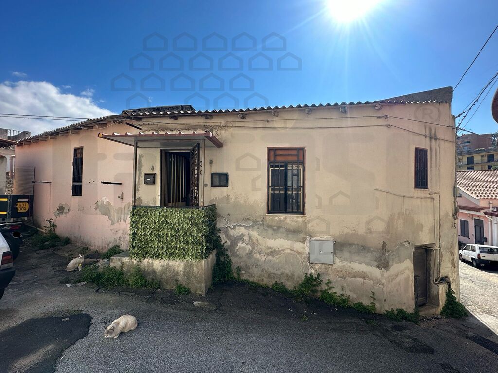 Villa in vendita in curcuraci, Messina