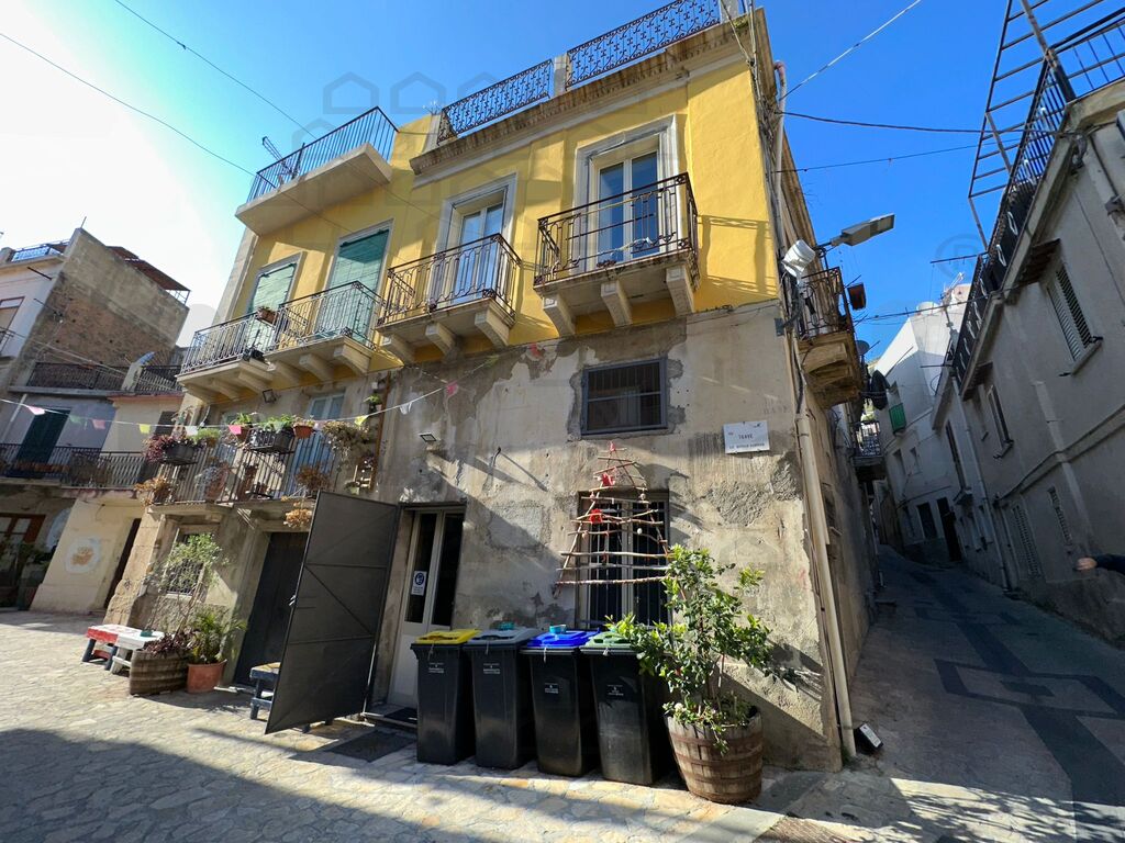 Attivit� commerciale in affitto/gestione in giampilieri superiore, Messina