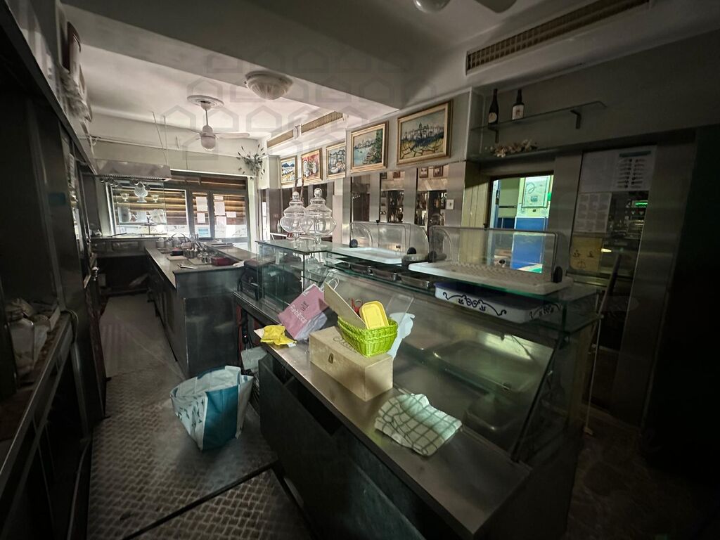 Negozio in affitto in via vecchia comunale, Messina