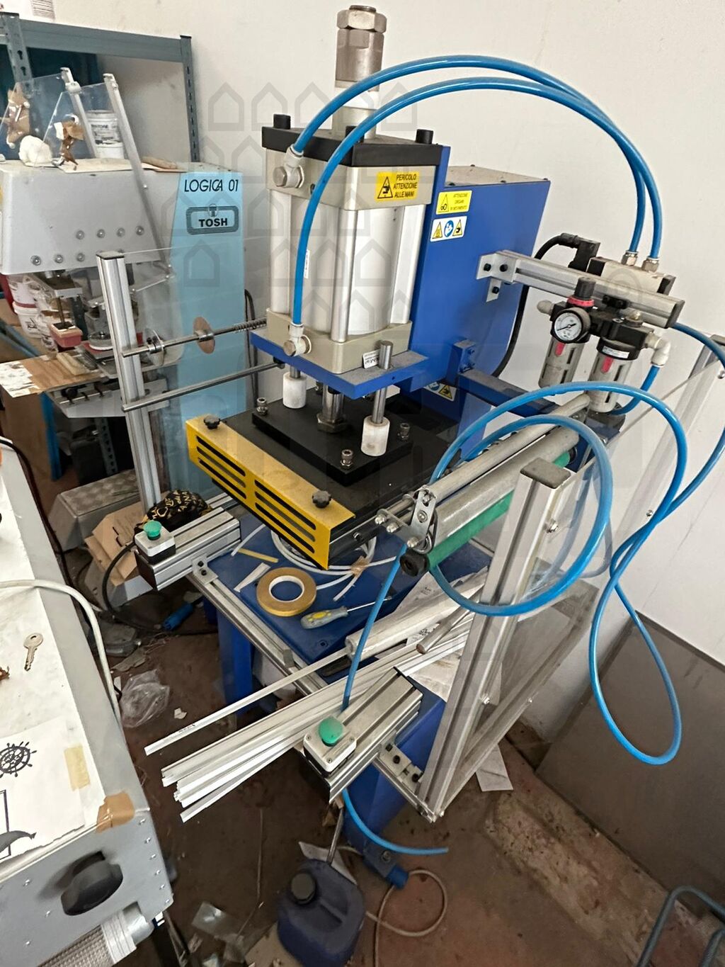 Attivit� commerciale in vendita in rometta 98100  italia, Rometta
