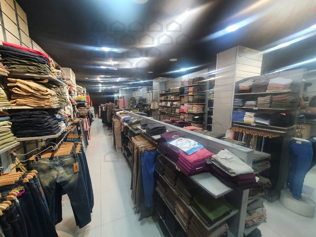 Attivit� commerciale in vendita in via oreto, Messina