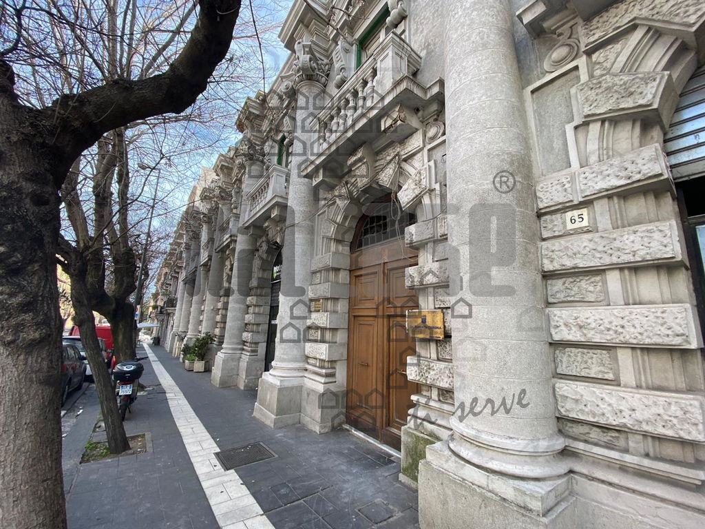 Attivit� commerciale in affitto/gestione in via cesare battisti, Messina