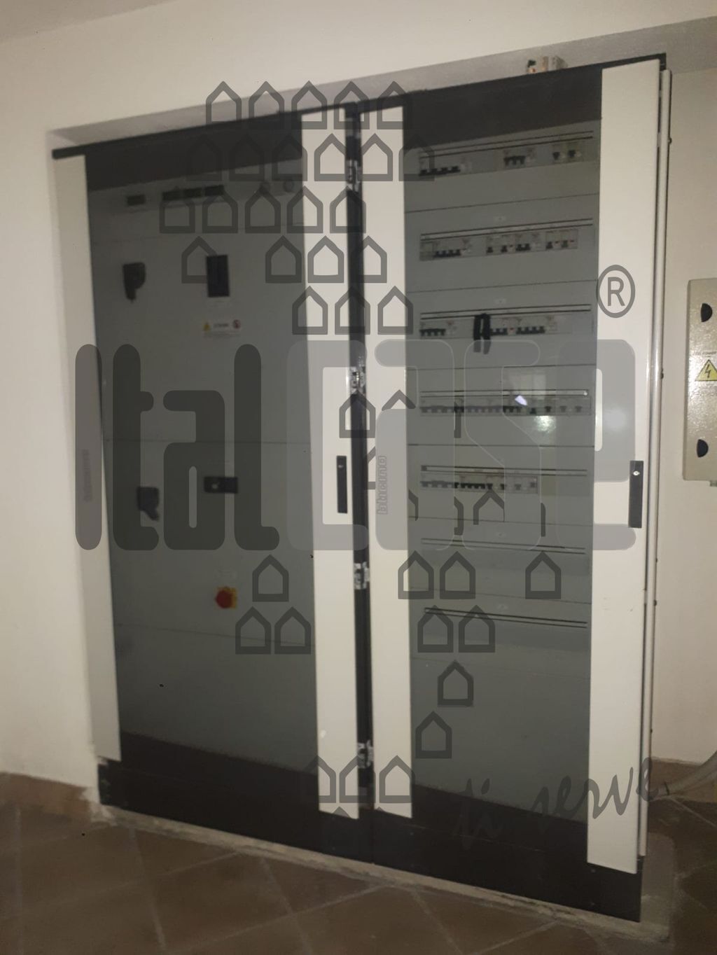 Attivit� commerciale in affitto/gestione in via lungomare cpl.le maree, Spadafora