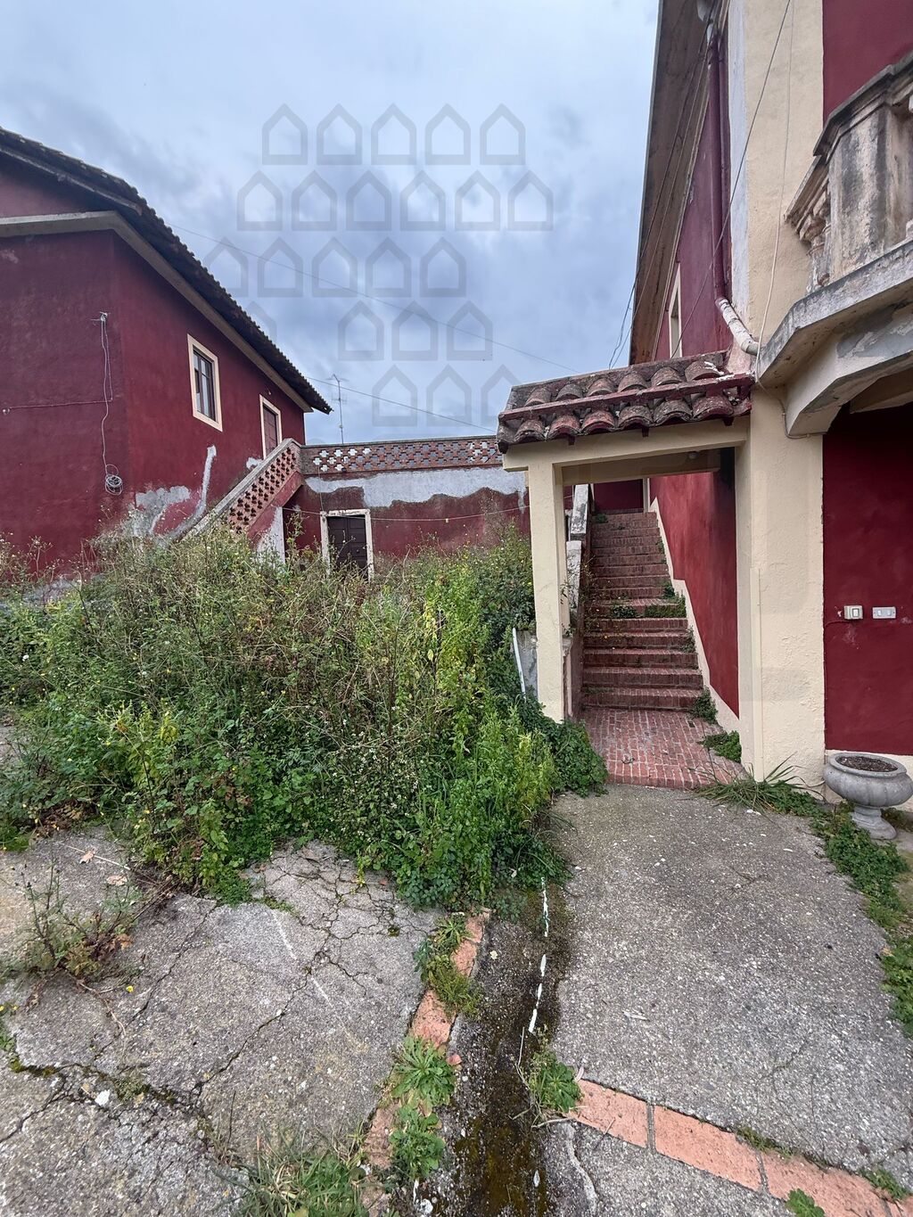Villa con giardino in gioiosa marea, Messina