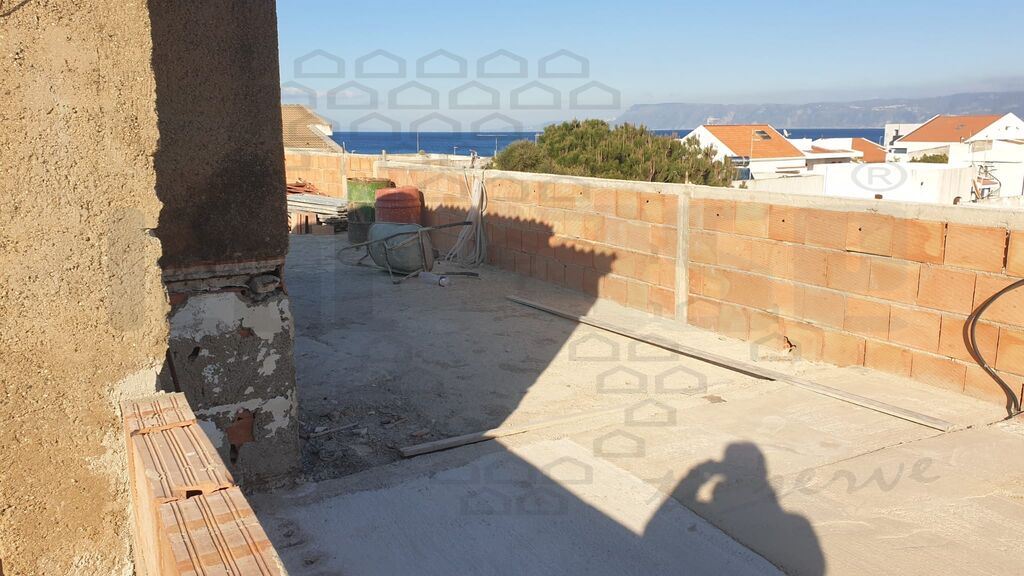 Trilocale con terrazzo in c.da cacciatore torre faro, Messina