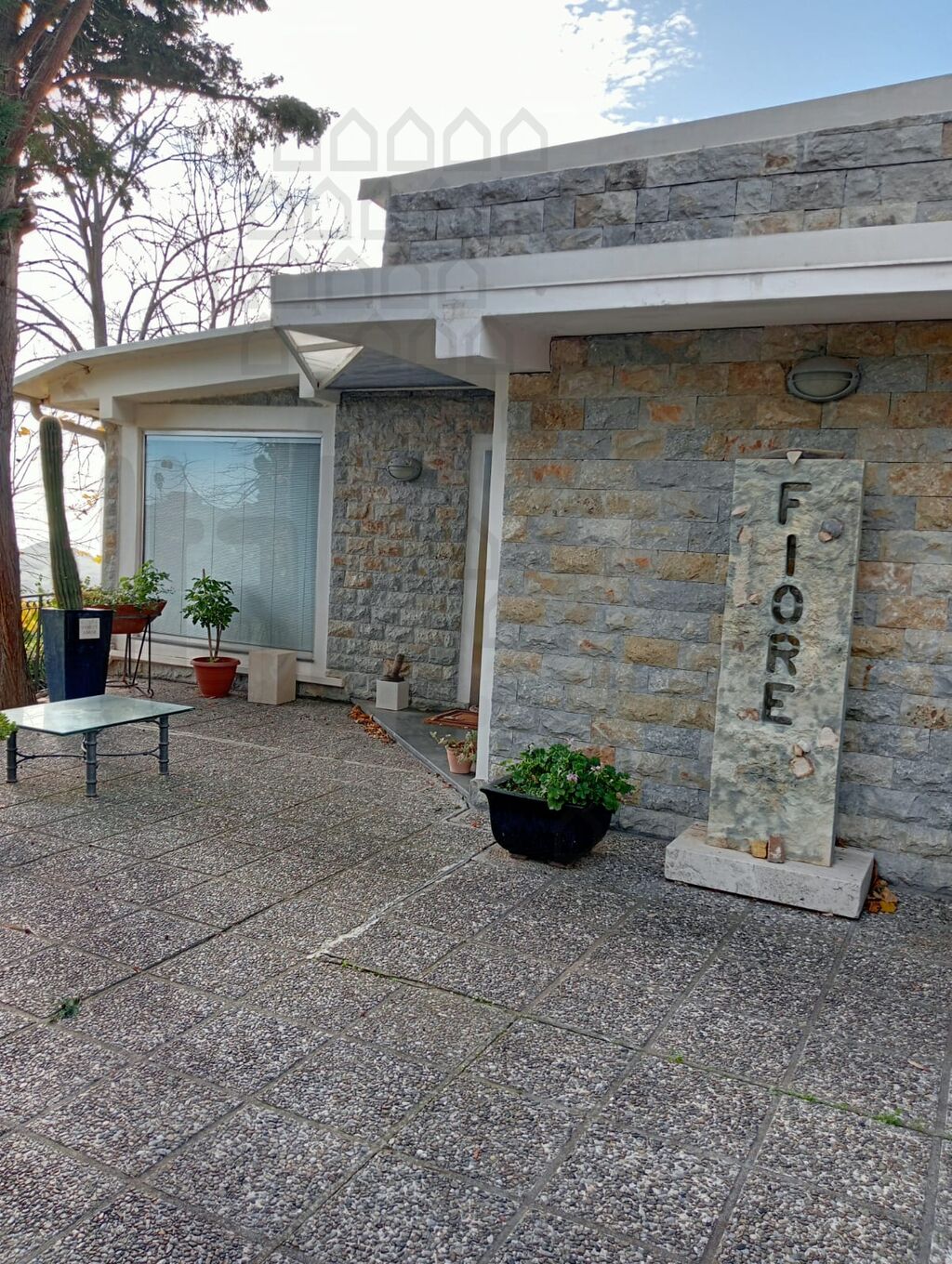 Villa con giardino a San Lorenzo