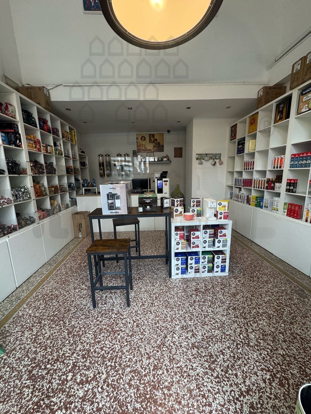 Attivit� commerciale in vendita in via garibaldi, Messina