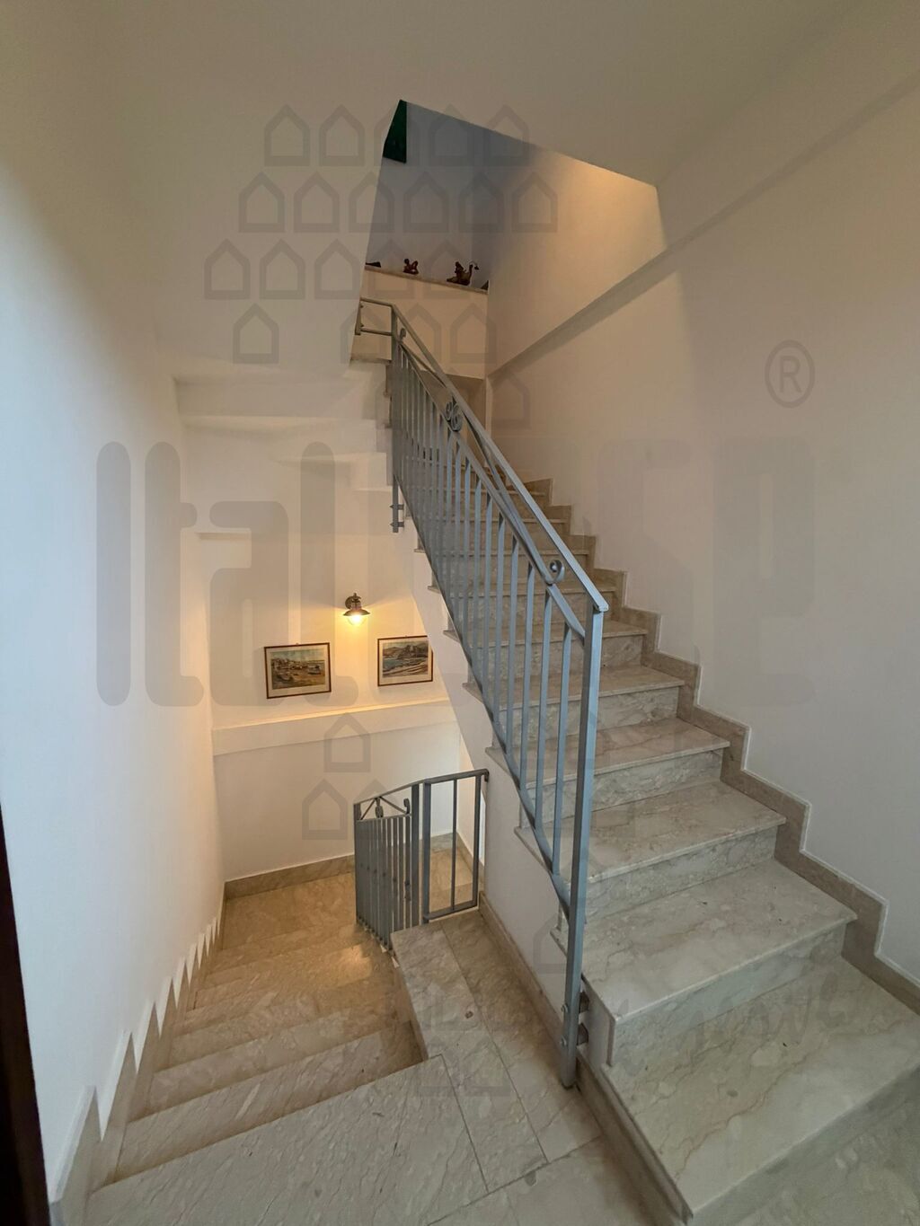 Quadrilocale con terrazzo in lungomare, Nizza di Sicilia
