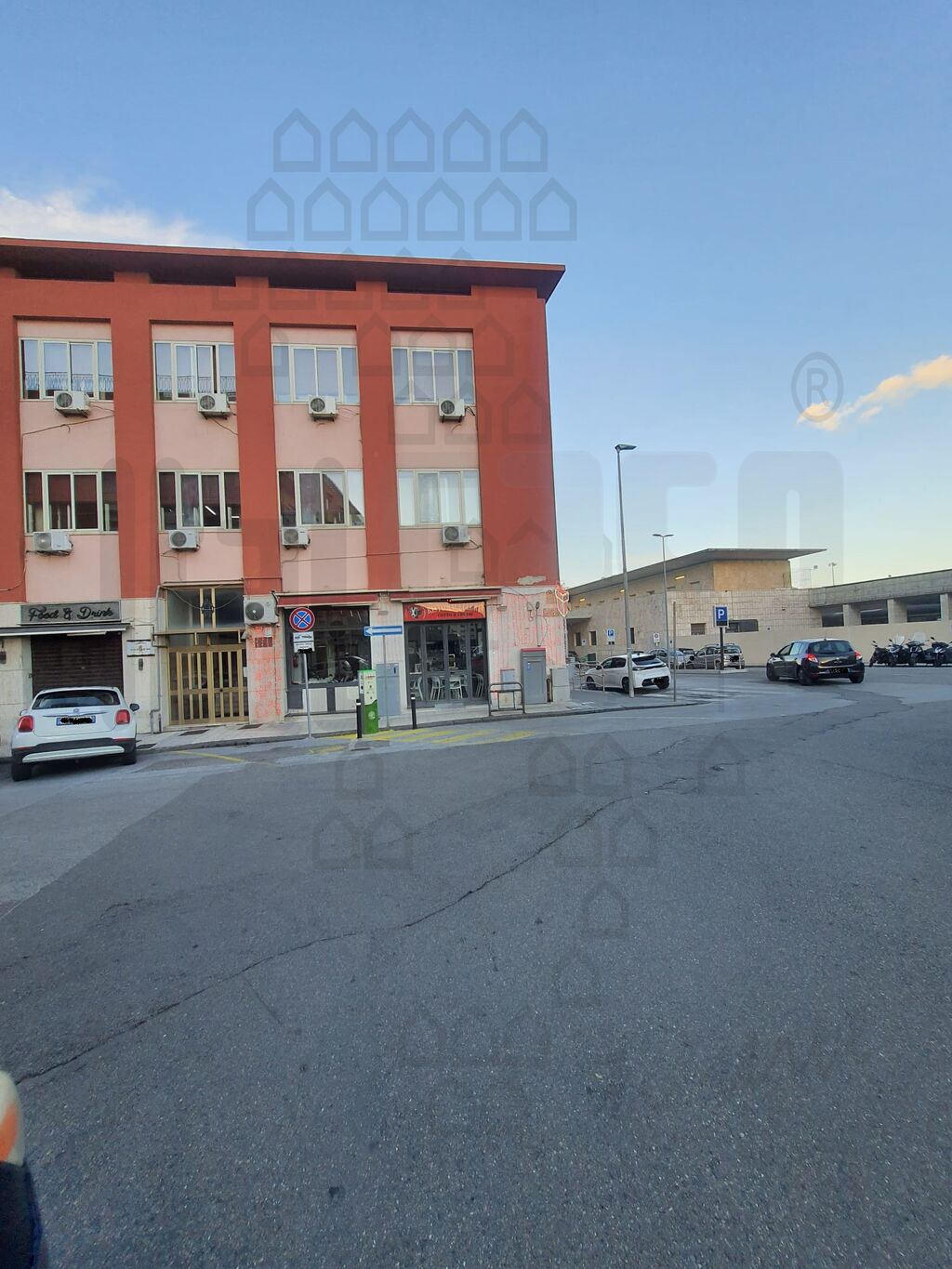 Attivit� commerciale in vendita in messina centro, Messina