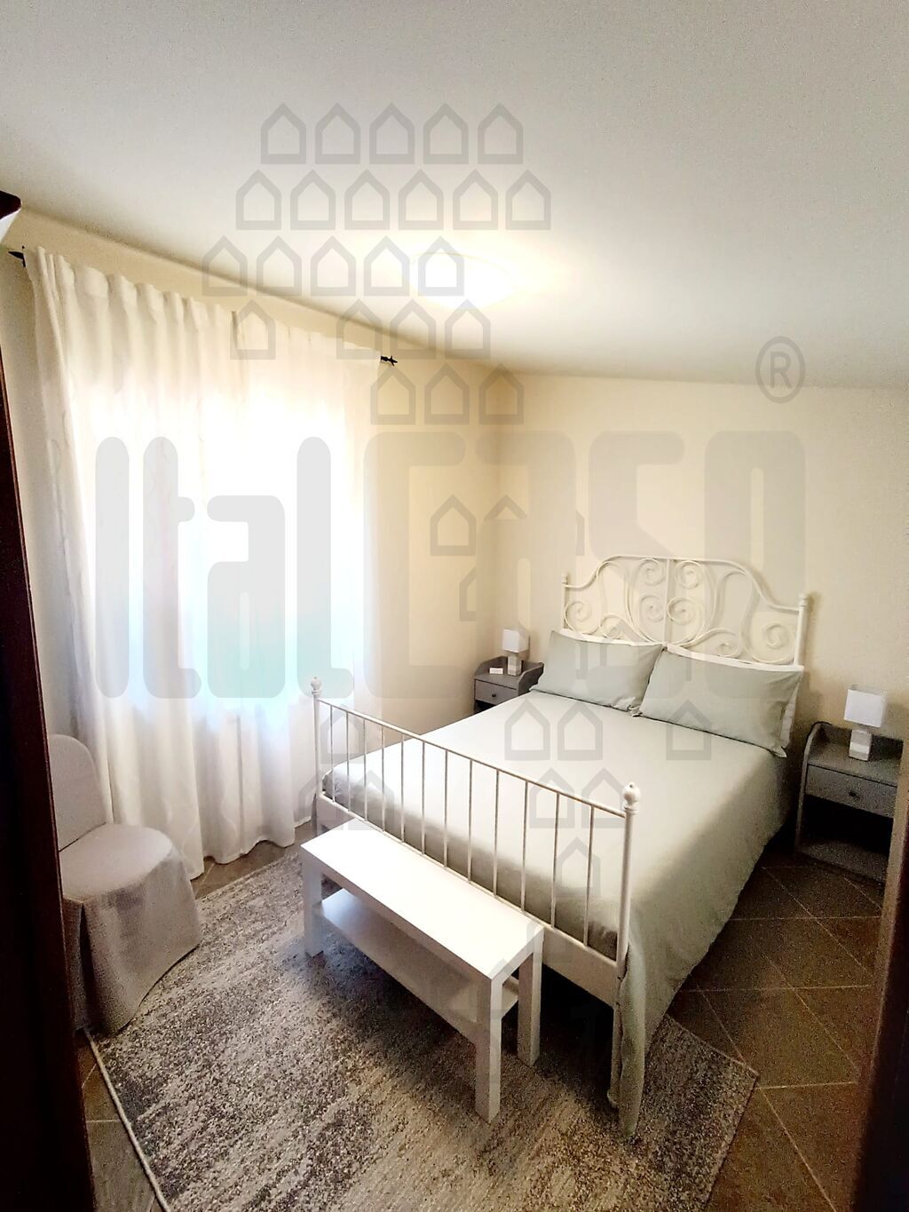 Villa con giardino in gioiosa marea, Gioiosa Marea
