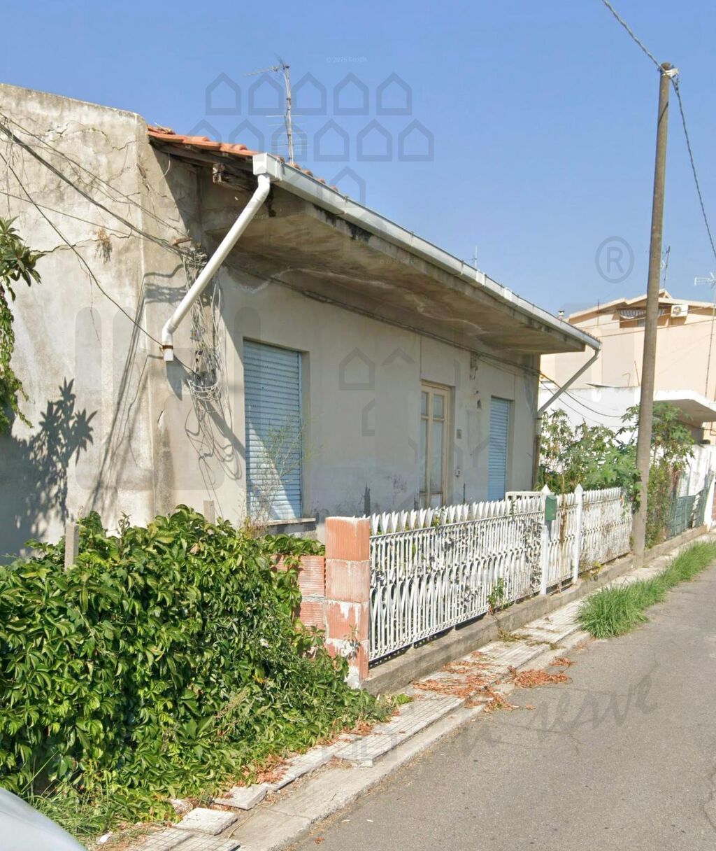 Villa con giardino in via genova, Milazzo