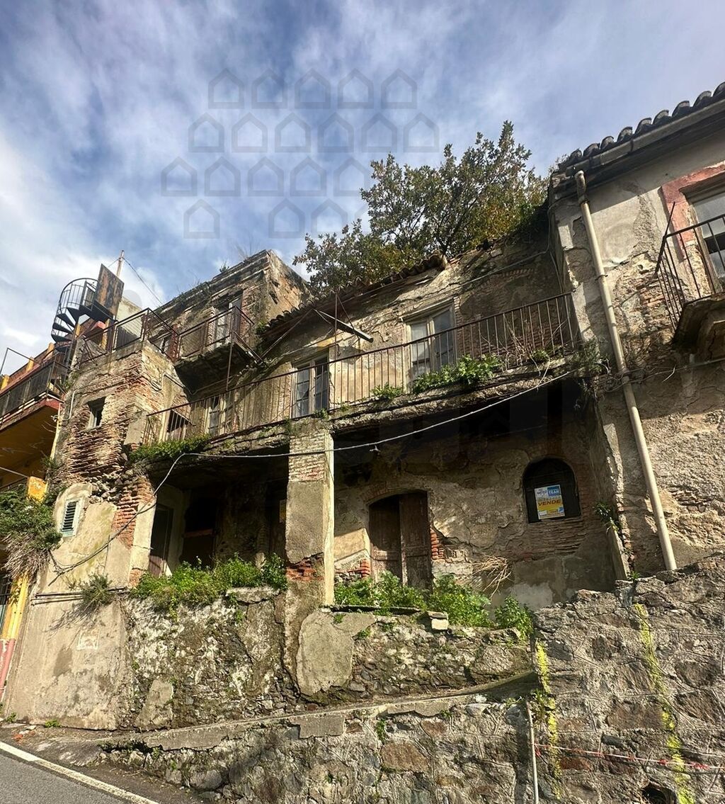 Casa – Messina, Cumia Superiore, III Circoscrizione
