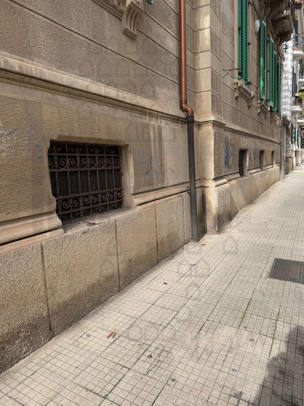 Posto auto coperto in vendita a Messina