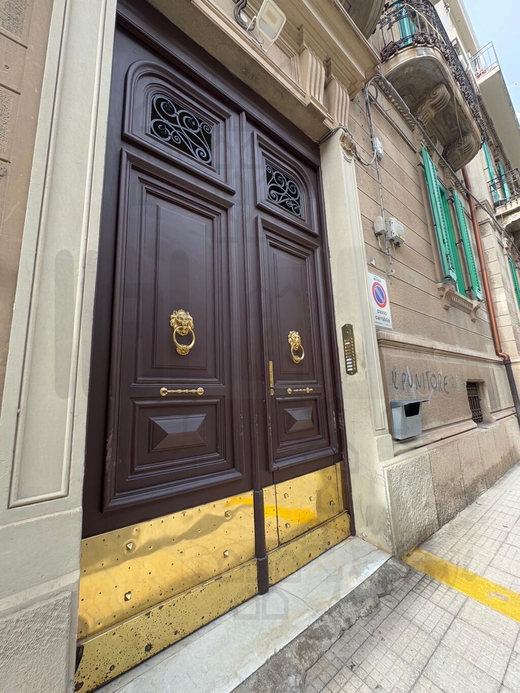 Posto auto coperto in vendita a Messina