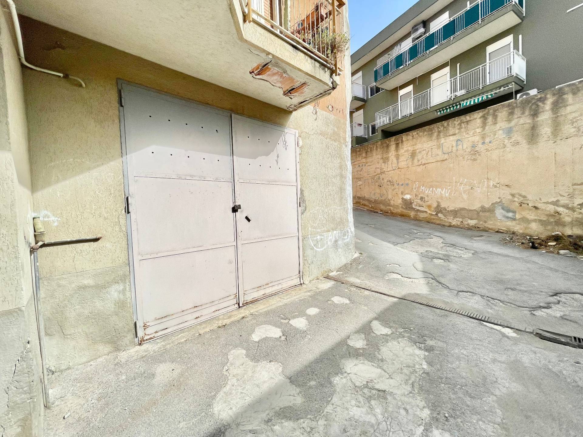 Box o garage in vendita a Palermo, Cruillas