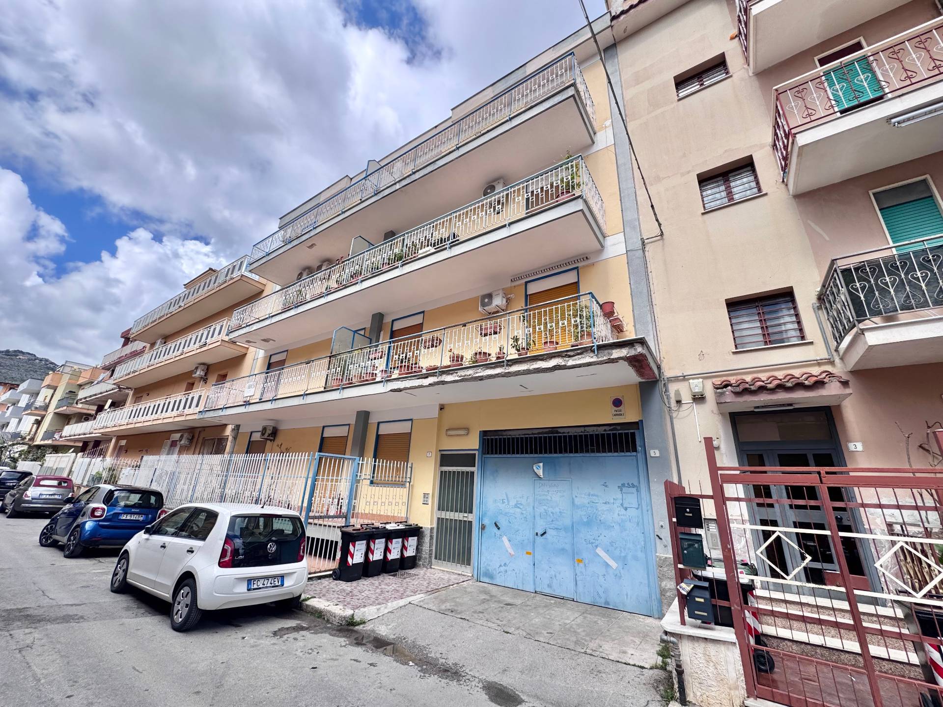 Box in vendita a Palermo, Cruillas