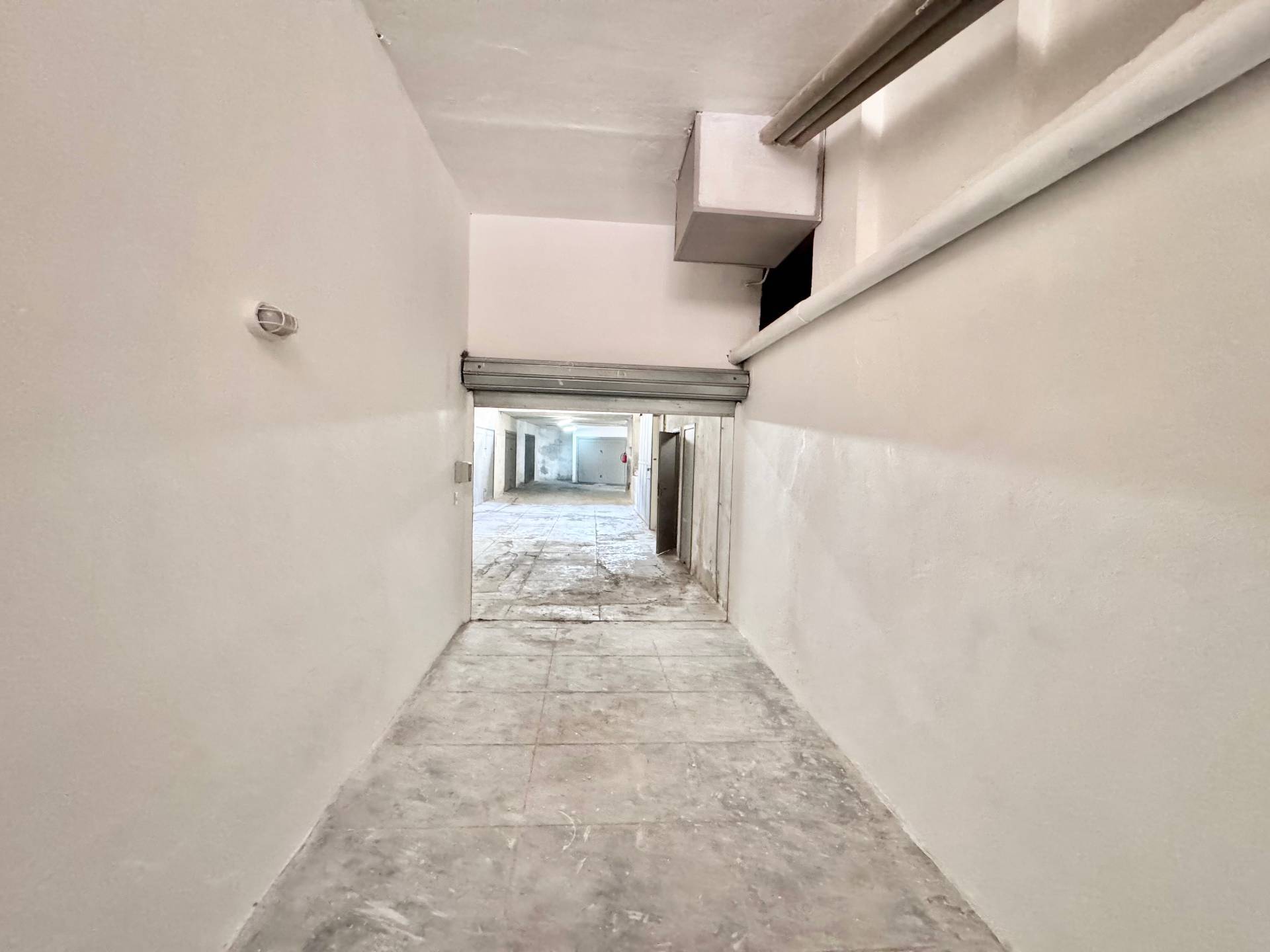 Box in vendita a Palermo, Cruillas