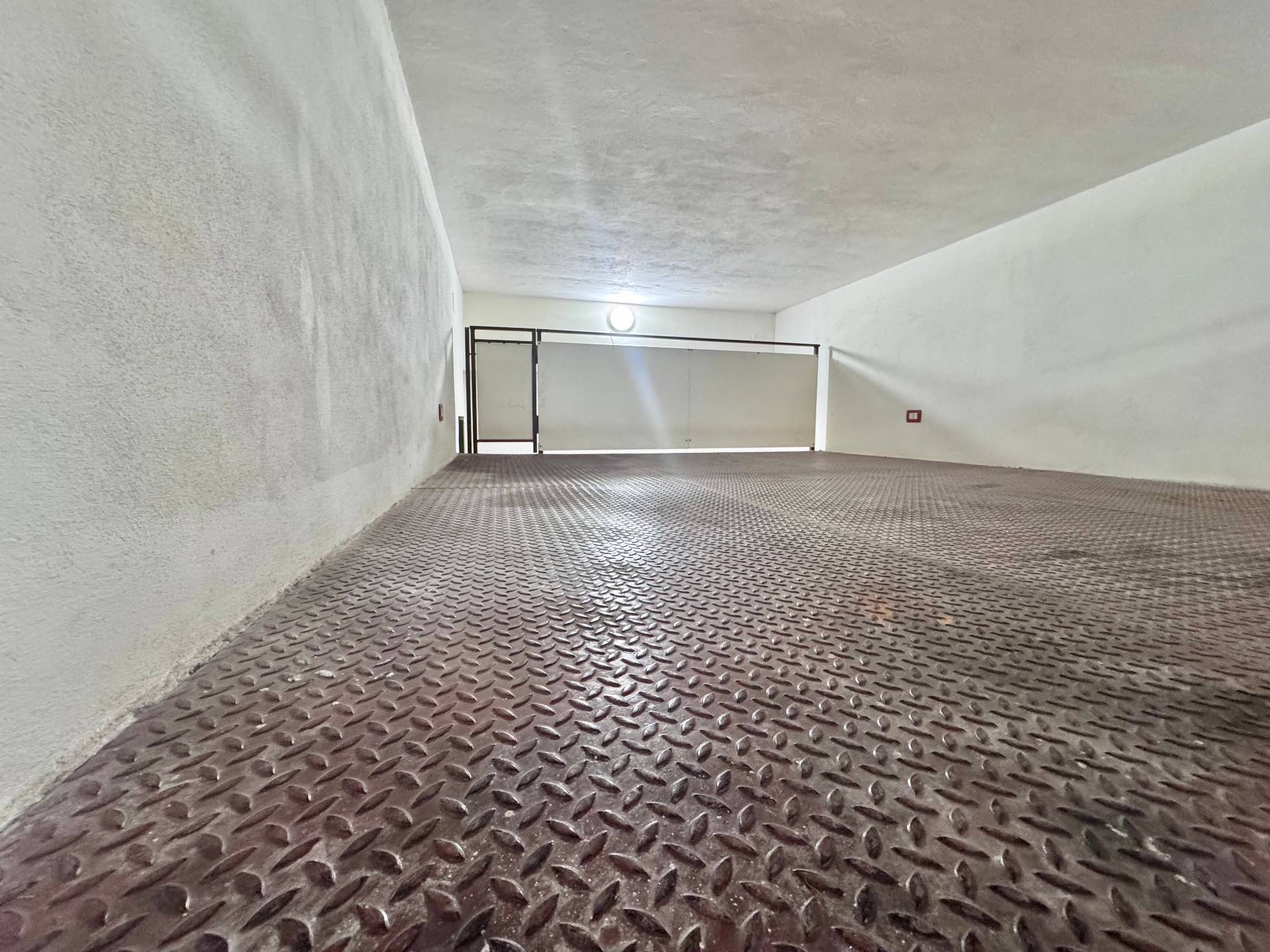 Box o garage in affitto a Palermo, Cruillas