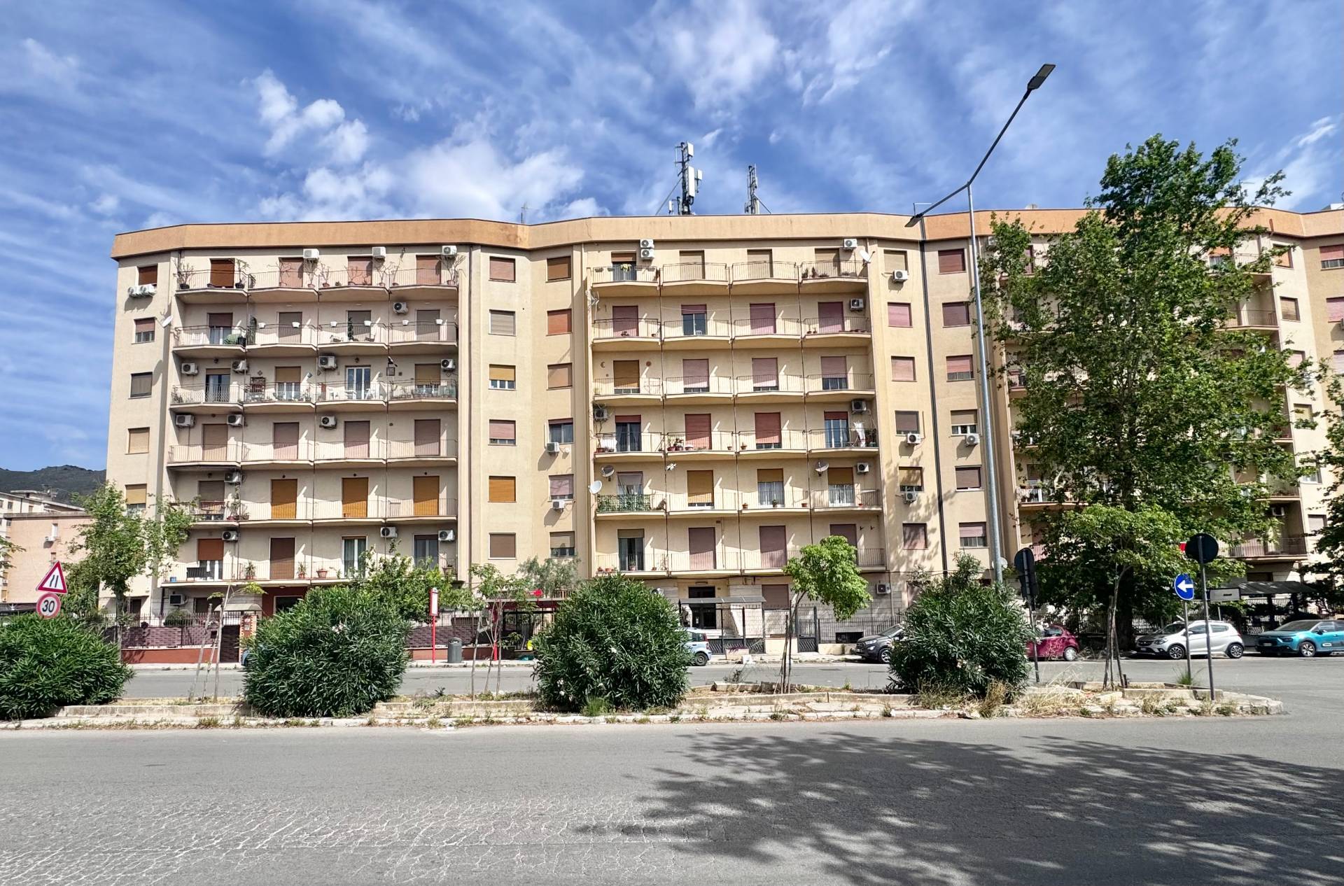 Appartamento in vendita a Palermo, Michelangelo
