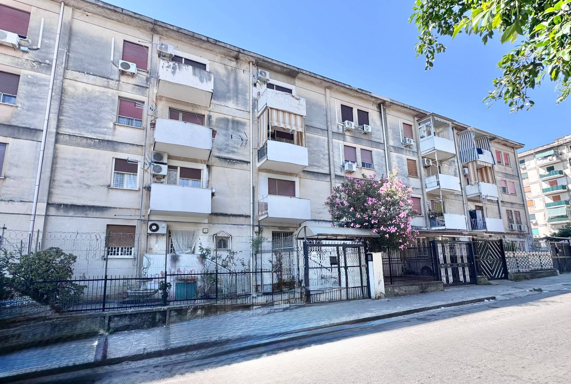 Appartamento in vendita a Palermo, Michelangelo