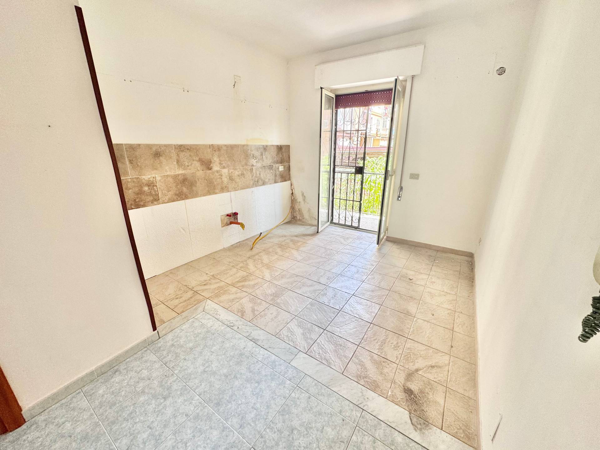 Appartamento in vendita a Palermo, Michelangelo