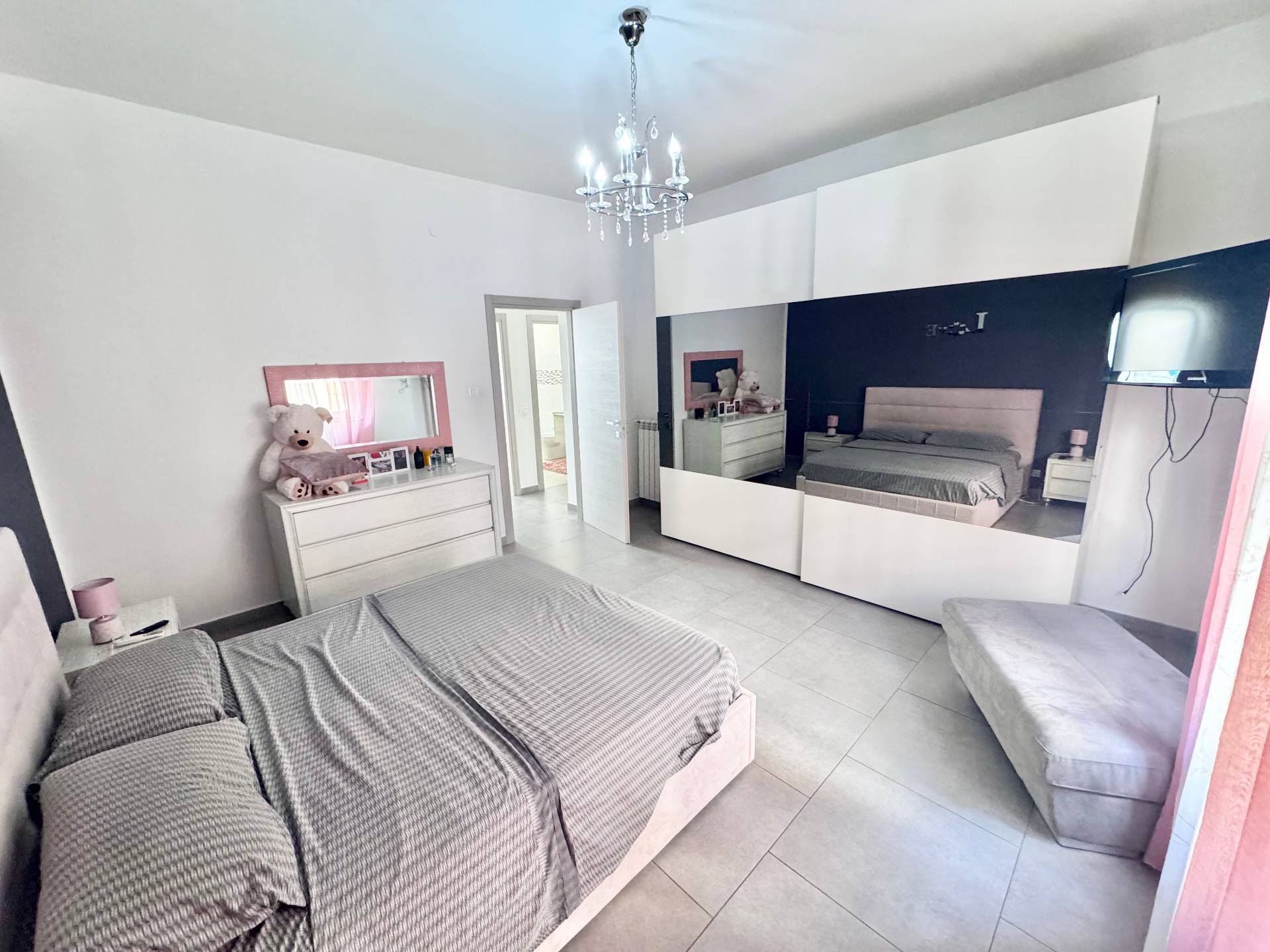 Appartamento in vendita a Palermo, Zisa